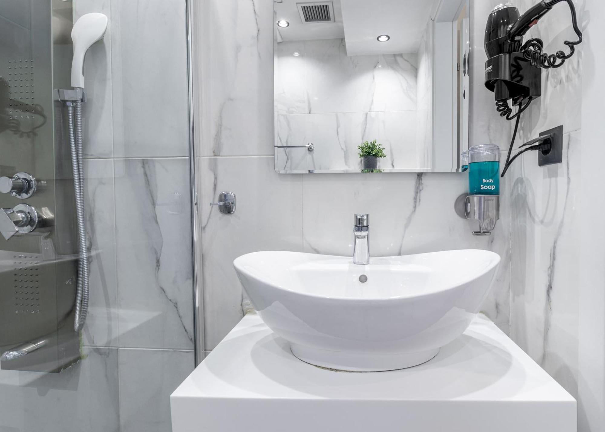 Raise Thessaloniki Avocado Suites Ngoại thất bức ảnh